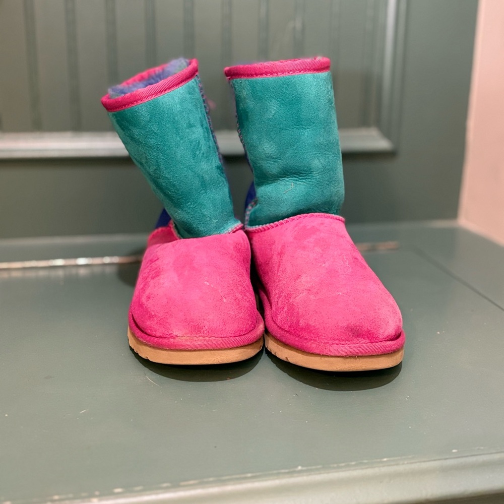 UGG Kids Colorblock Suede Boots